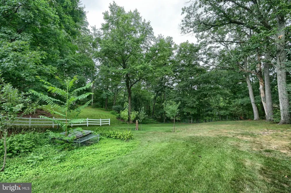 217 MOORE DRIVE Hanover, PA 17331