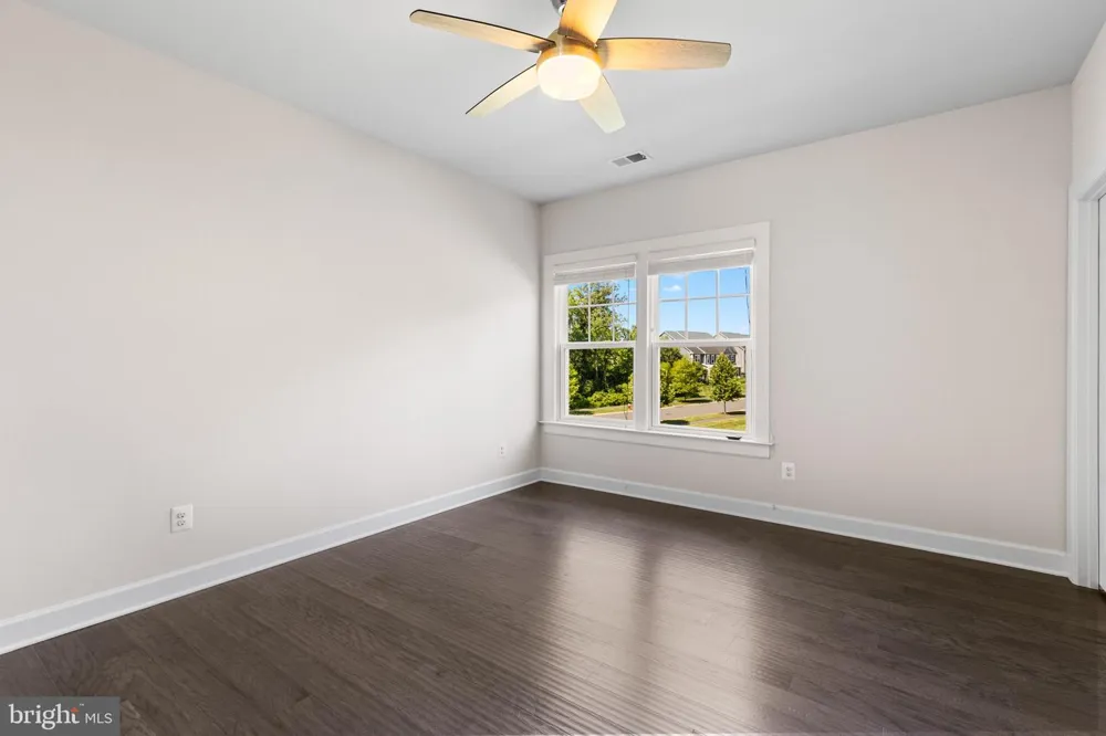 41116 HICKORY HEDGE PLACE Aldie, VA 20105