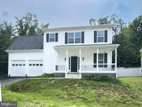 22621 WOODS LANE