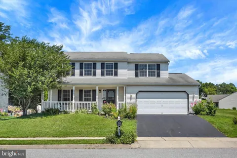422 OVERLAND WAY