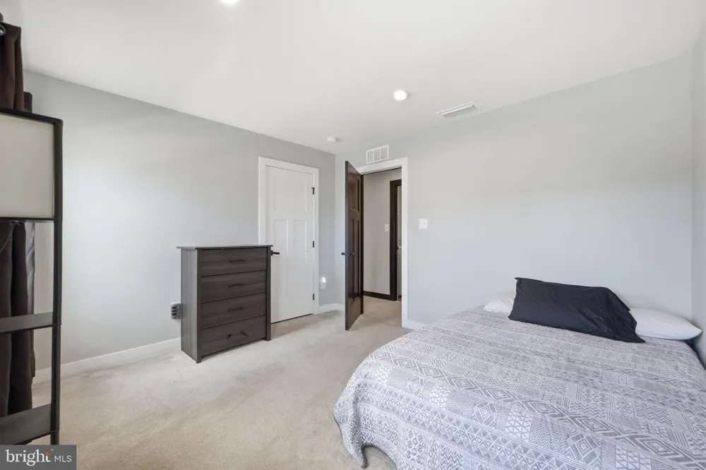 567 RUSHBROOK ROAD Martinsburg, WV 25403