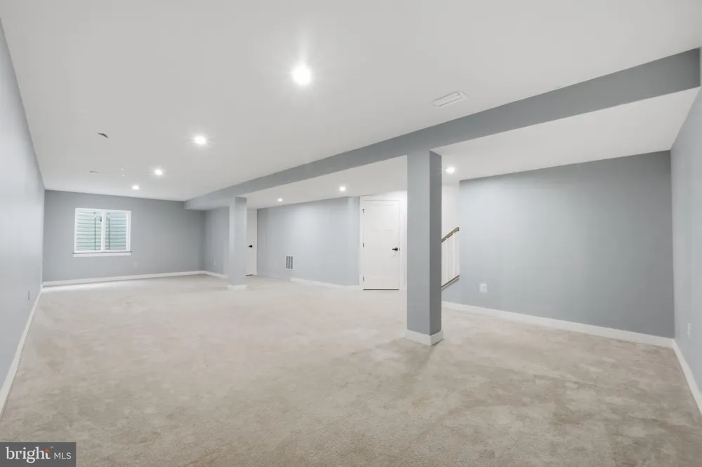 567 RUSHBROOK ROAD Martinsburg, WV 25403