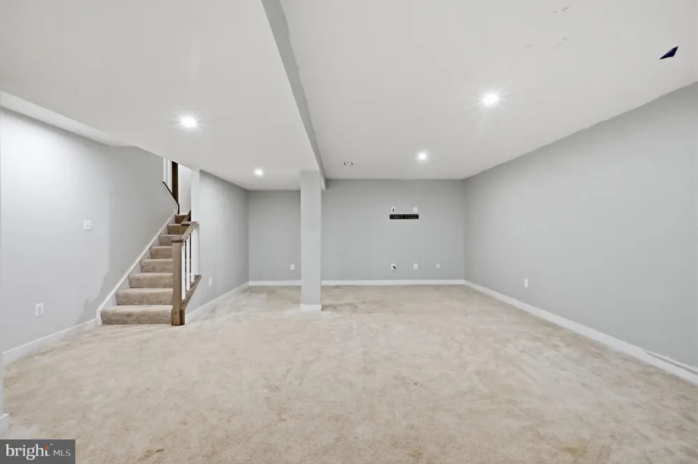 567 RUSHBROOK ROAD Martinsburg, WV 25403