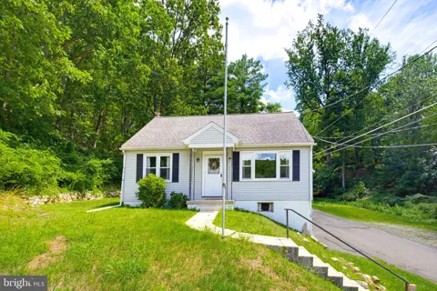 20 HILL LANE