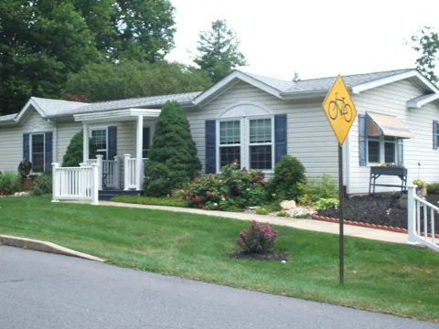 20 CHESTNUT COURT E