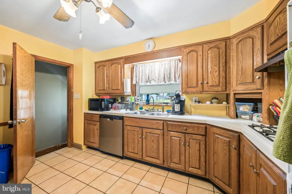 5814 COMSTOCK AVENUE Baltimore, MD 21206