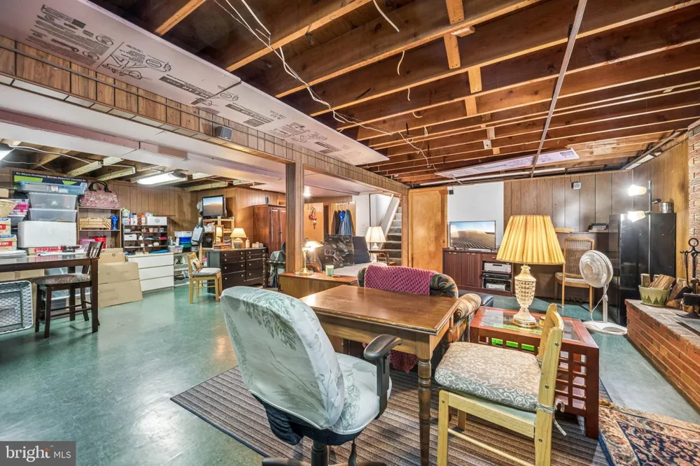 5814 COMSTOCK AVENUE Baltimore, MD 21206