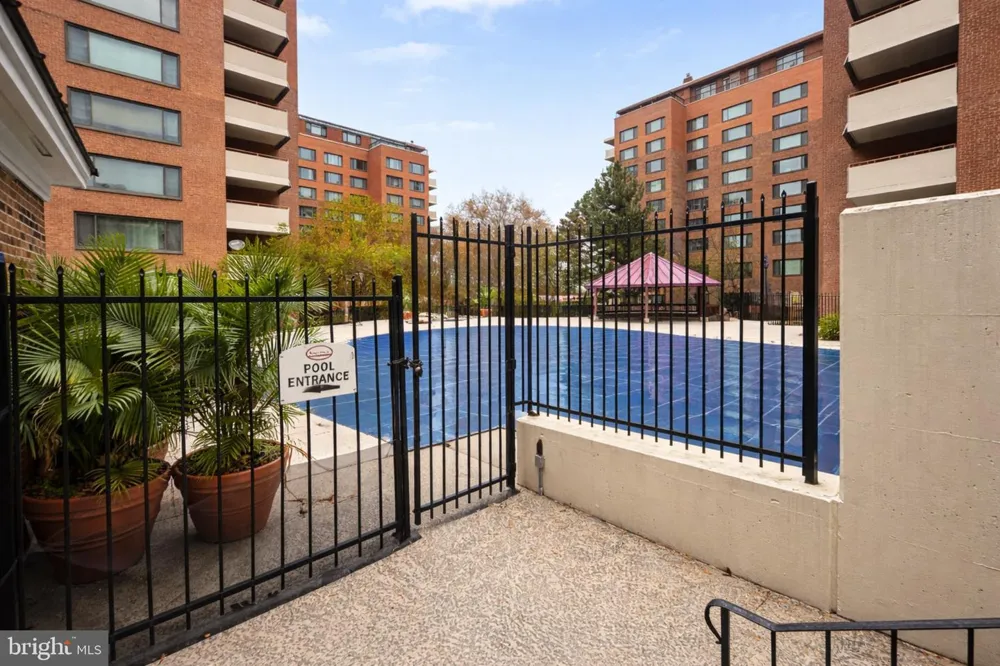 1121 ARLINGTON BOULEVARD #703 Arlington, VA 22209