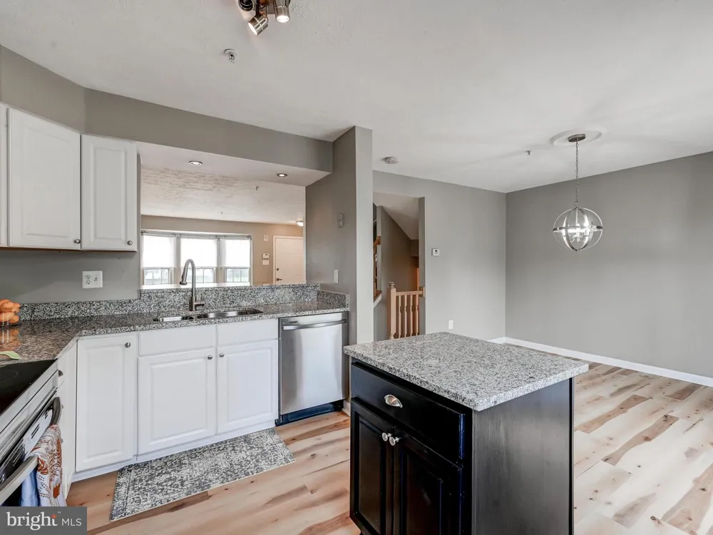 3 SANDVIEW COURT Baltimore, MD 21209