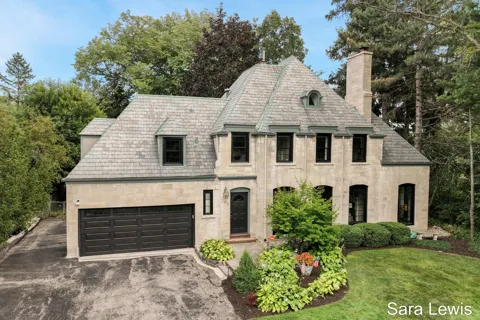 298 Morningside Drive SE