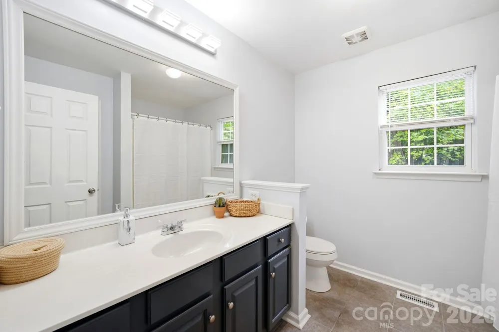 1008 Raywood Court Matthews, NC 28104