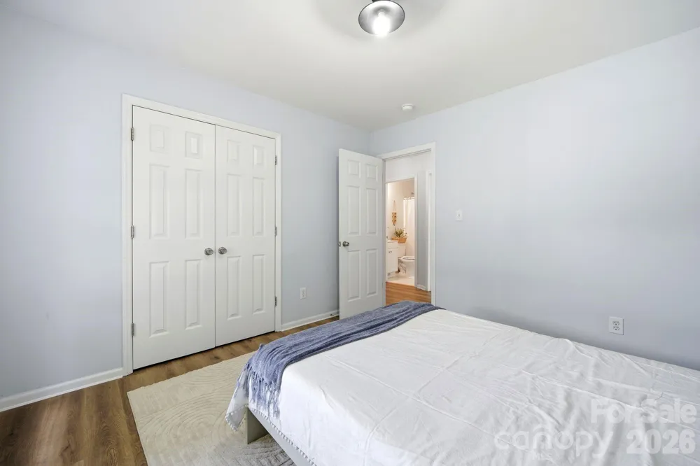 1008 Raywood Court Matthews, NC 28104