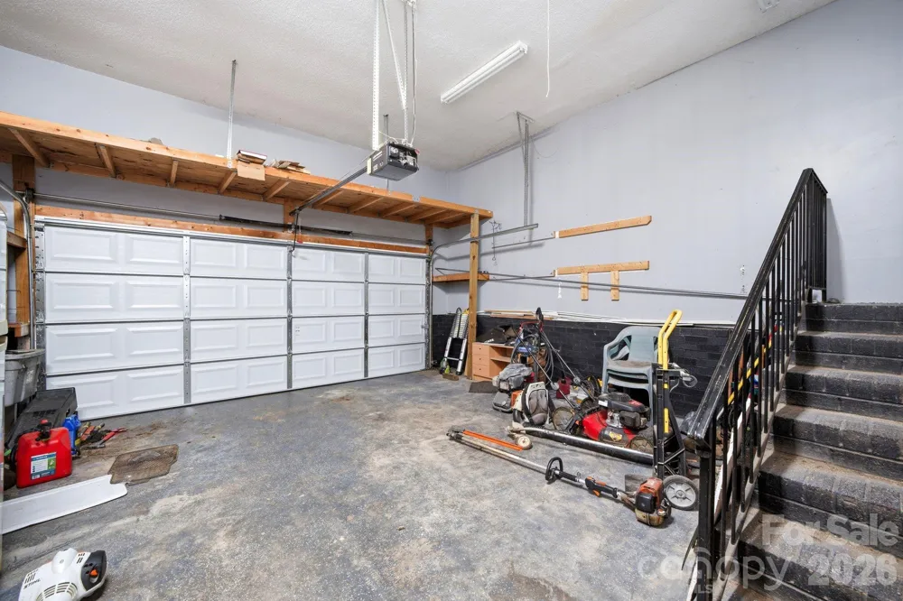 1008 Raywood Court Matthews, NC 28104