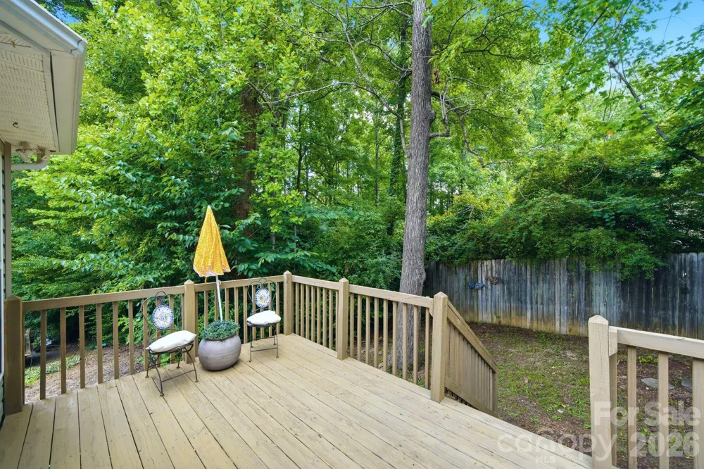 1008 Raywood Court Matthews, NC 28104