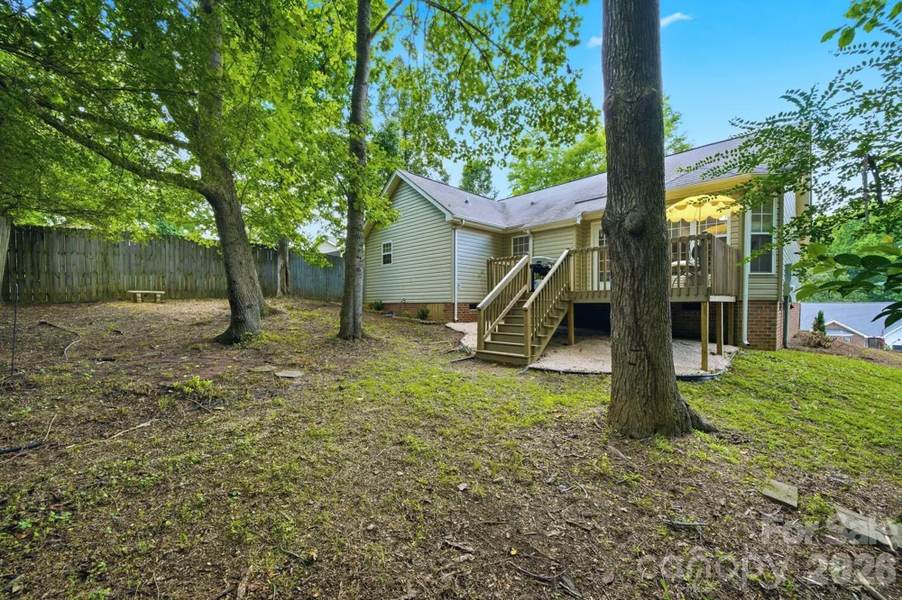 1008 Raywood Court Matthews, NC 28104