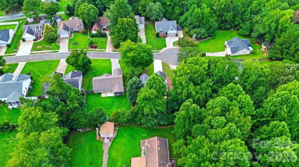 1008 Raywood Court Matthews, NC 28104