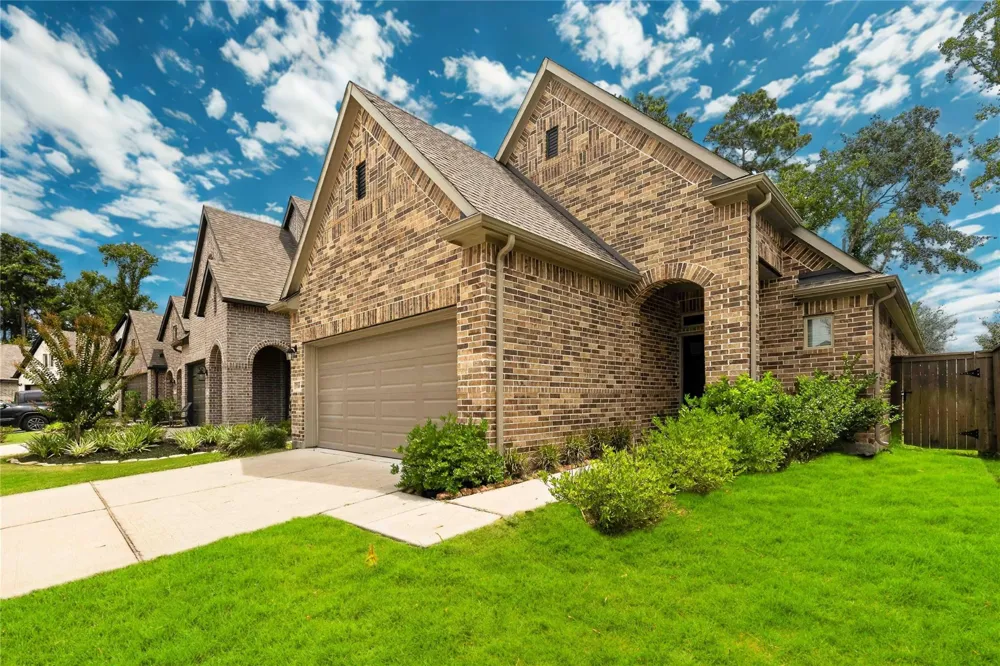7388 Mount Greylock Loop Porter, TX 77365