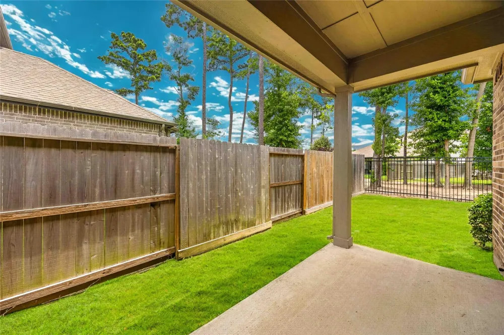 7388 Mount Greylock Loop Porter, TX 77365