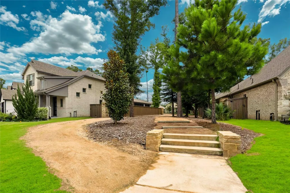 7388 Mount Greylock Loop Porter, TX 77365