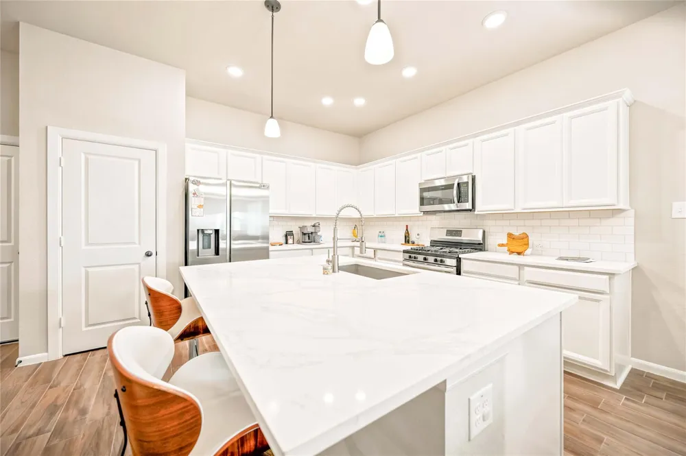 7388 Mount Greylock Loop Porter, TX 77365