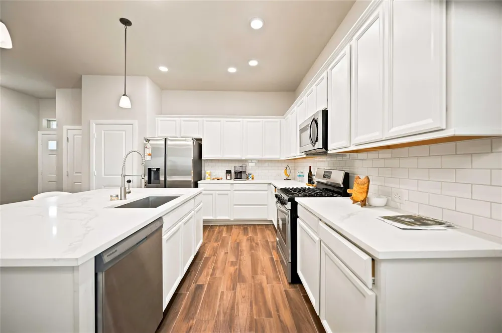 7388 Mount Greylock Loop Porter, TX 77365