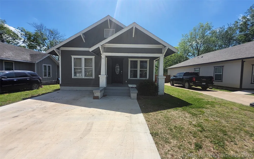 711 W Beech Durant, OK 74701
