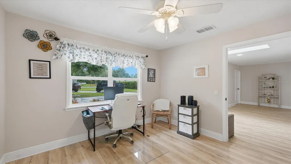 15127 PENNINGTON ROAD Tampa, FL 33624