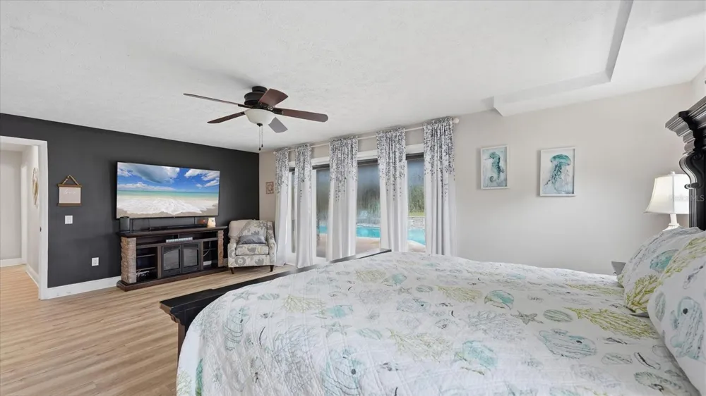 15127 PENNINGTON ROAD Tampa, FL 33624