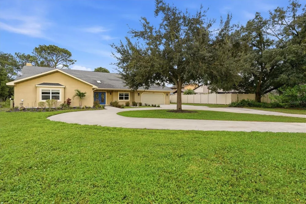 15127 PENNINGTON ROAD Tampa, FL 33624