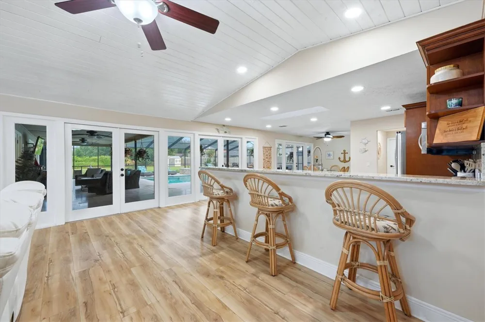 15127 PENNINGTON ROAD Tampa, FL 33624