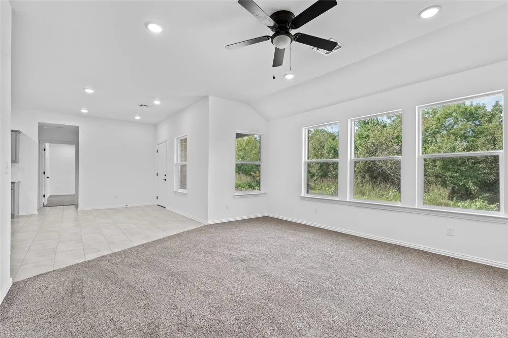 1837 Topaz Road Pryor, OK 74361