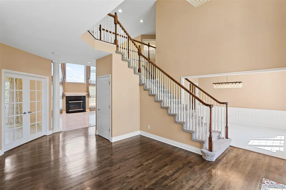 50940 Park Place Drive Novi City, MI 48167
