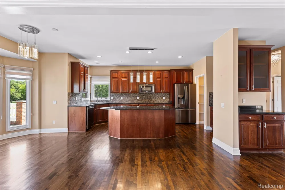 50940 Park Place Drive Novi City, MI 48167