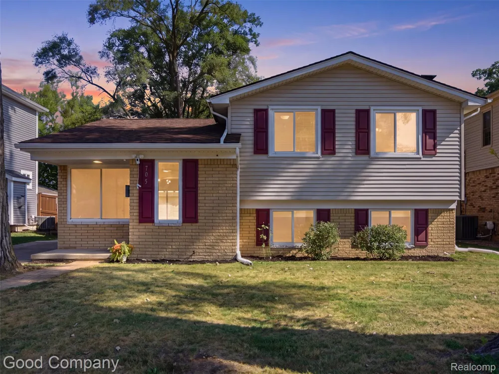 705 Millard Avenue Royal Oak City, MI 48073