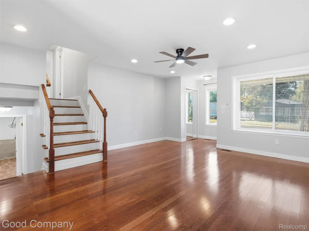 705 Millard Avenue Royal Oak City, MI 48073
