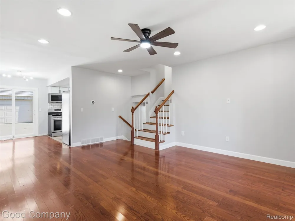 705 Millard Avenue Royal Oak City, MI 48073