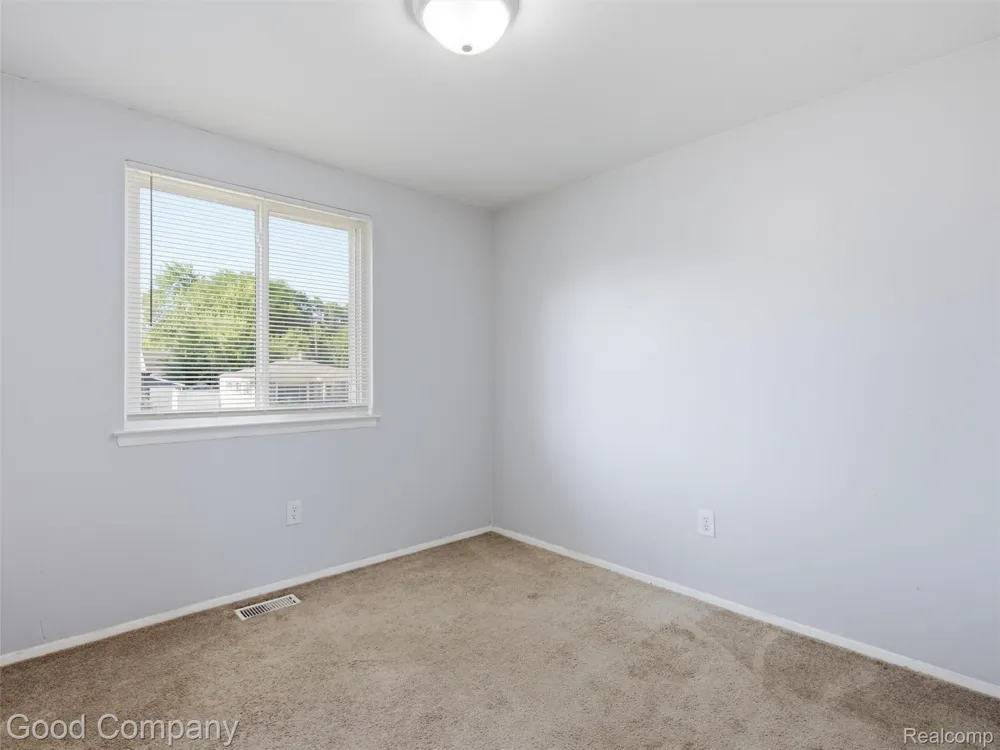 705 Millard Avenue Royal Oak City, MI 48073