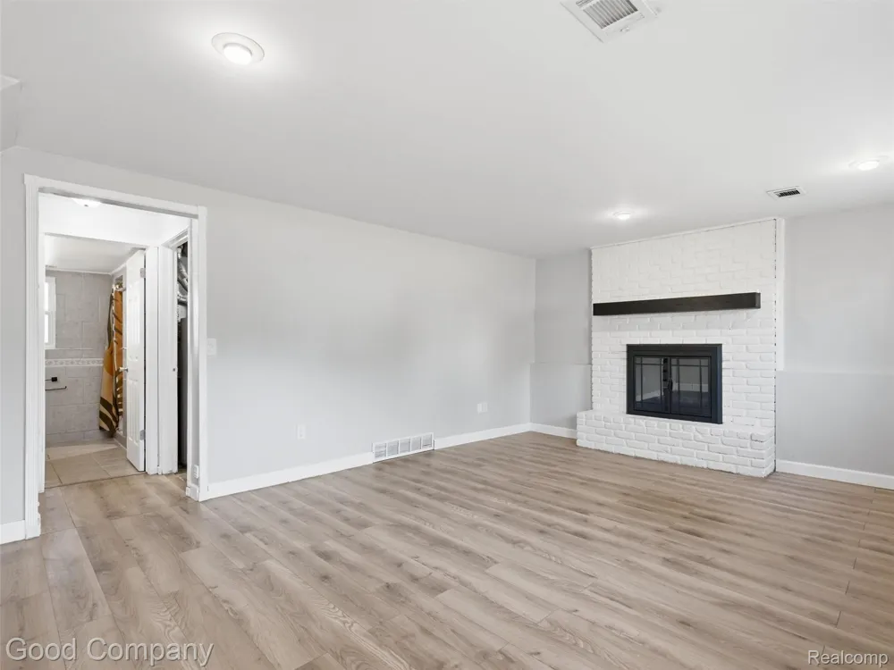 705 Millard Avenue Royal Oak City, MI 48073