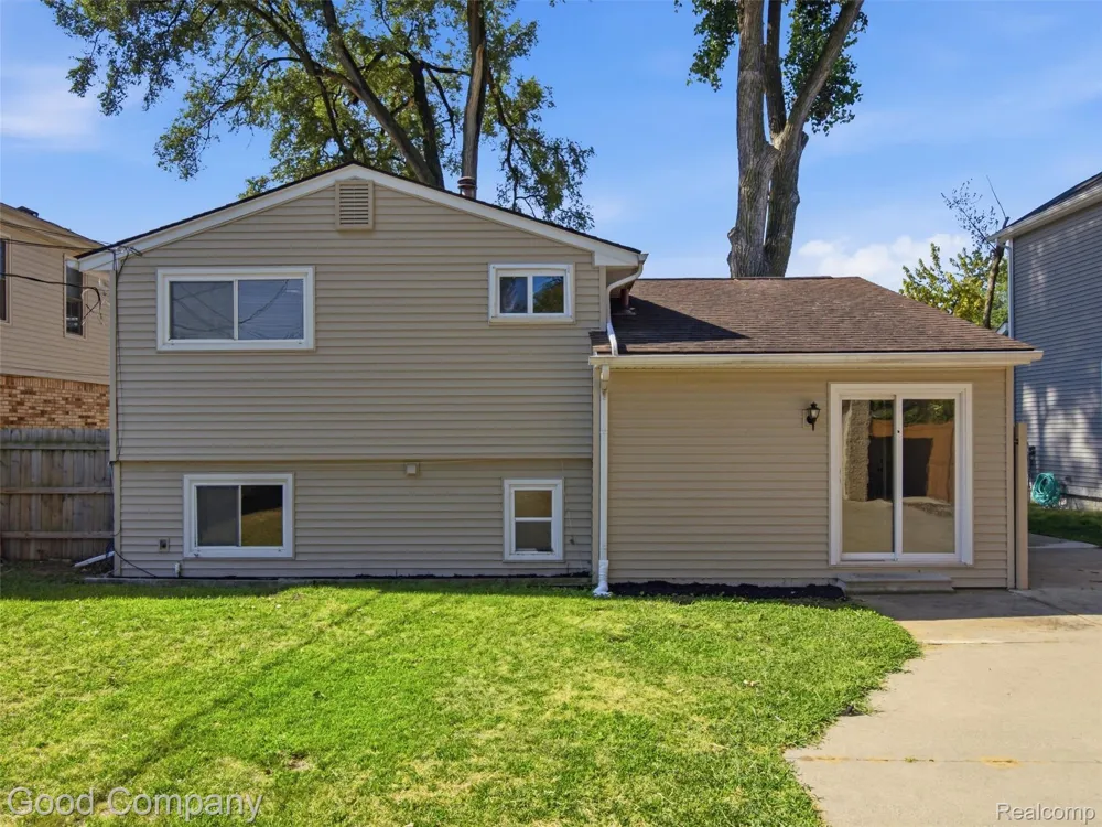 705 Millard Avenue Royal Oak City, MI 48073