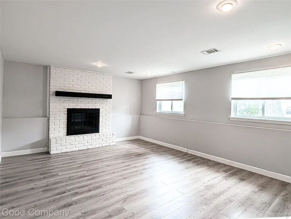 705 Millard Avenue Royal Oak City, MI 48073