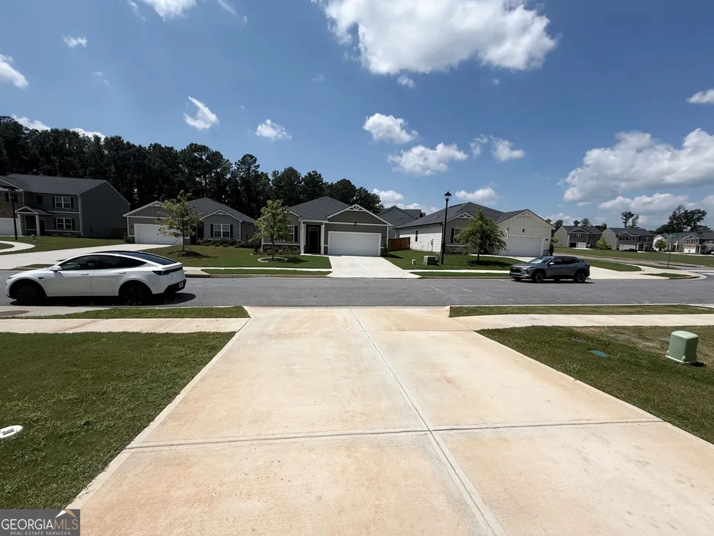 174 woodbrook TRL Newnan, GA 30265
