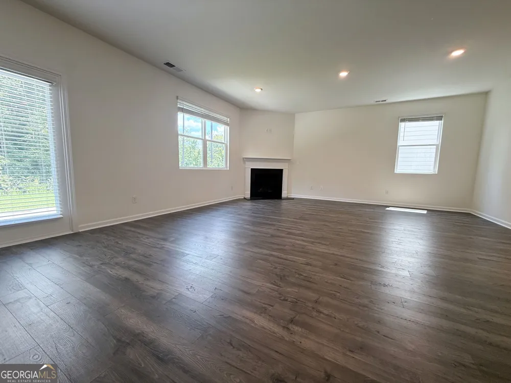 174 woodbrook TRL Newnan, GA 30265