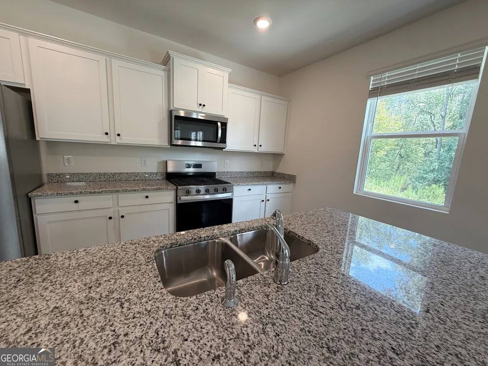 174 woodbrook TRL Newnan, GA 30265
