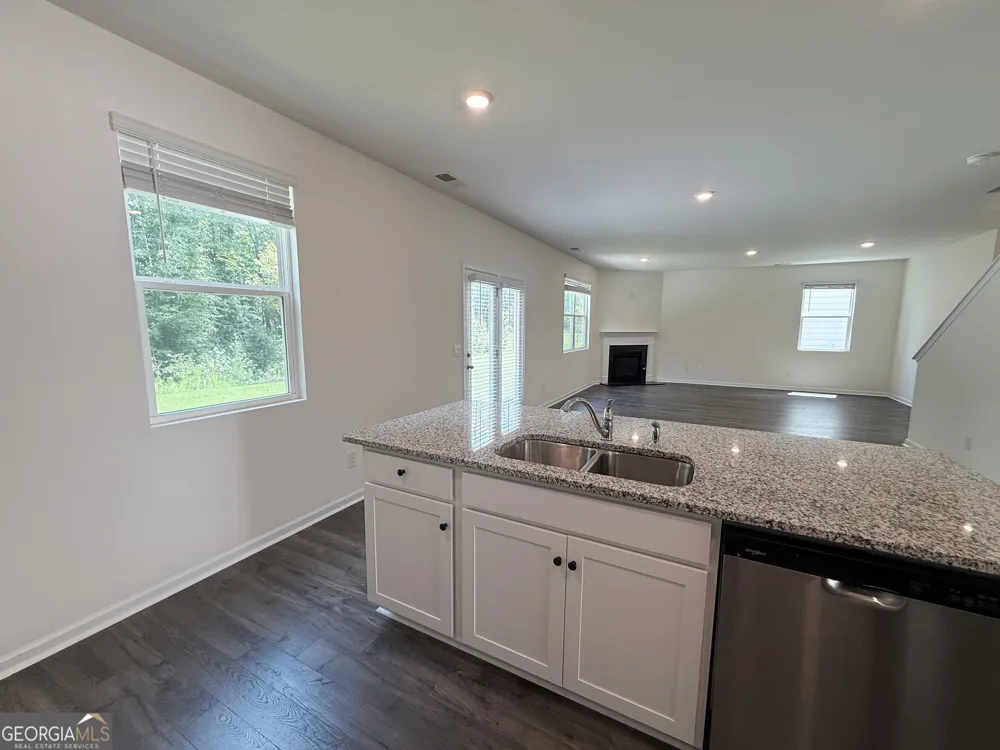 174 woodbrook TRL Newnan, GA 30265