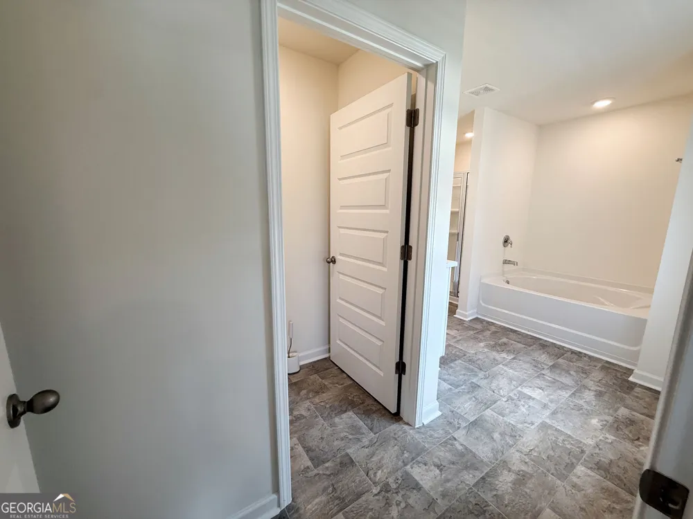 174 woodbrook TRL Newnan, GA 30265