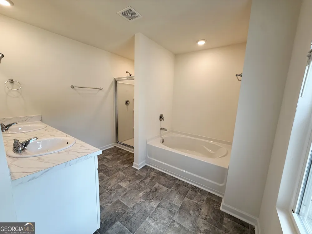 174 woodbrook TRL Newnan, GA 30265
