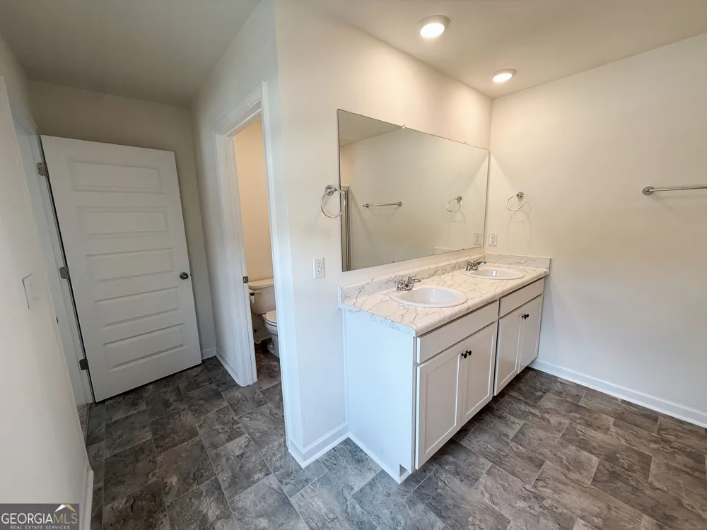 174 woodbrook TRL Newnan, GA 30265