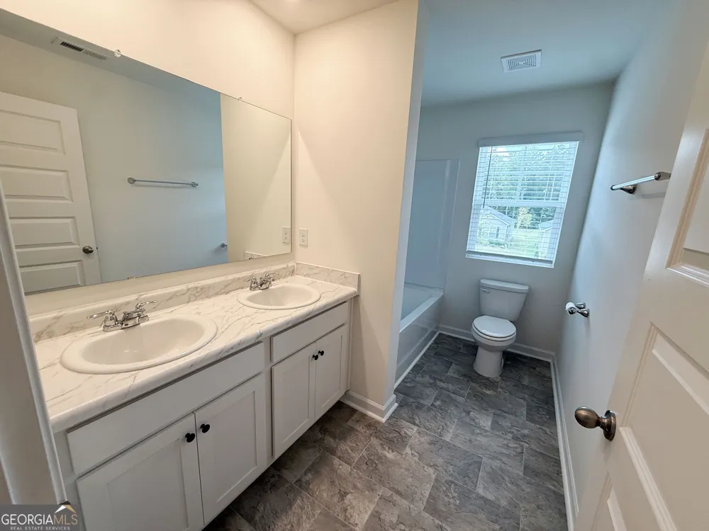174 woodbrook TRL Newnan, GA 30265