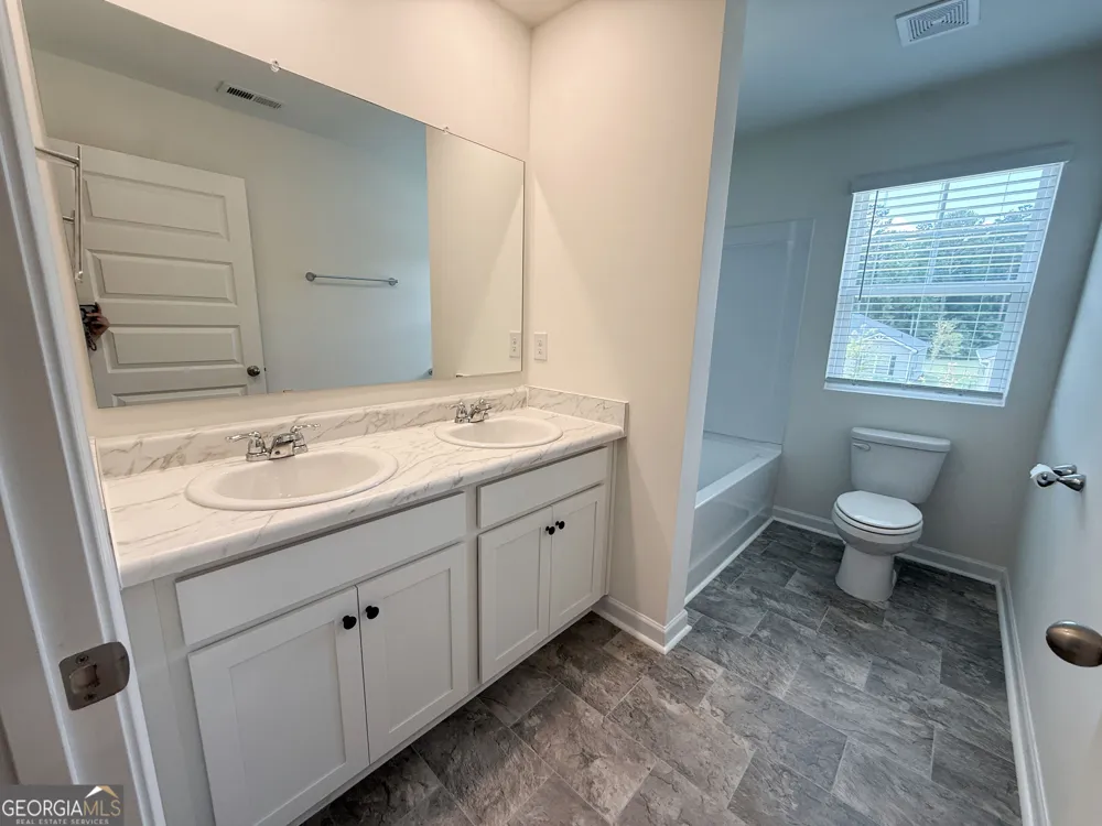 174 woodbrook TRL Newnan, GA 30265