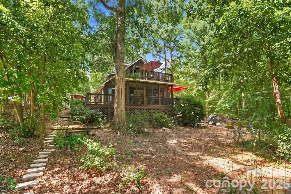 714 Springwood Drive Mount Gilead, NC 27306